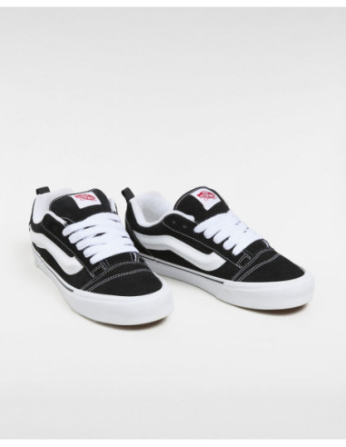ZAPATILLAS VANS KNU SKOOL BLACK/TRUE WHITE