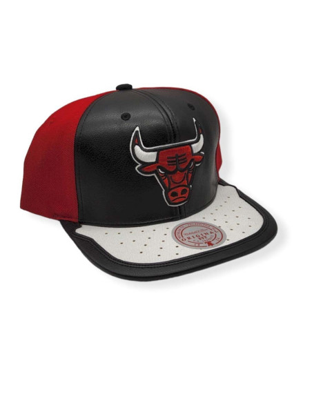 GORRA MITCHELL AND NESS NBA DAY ONE SNAPBACK BULLS