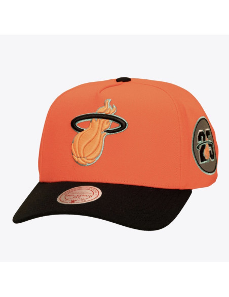 GORRA MITCHELL AND NESS NBA IN THE CITY PRO MIAMI HEAT